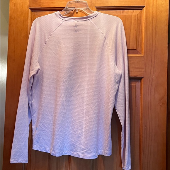 Lululemon License To Train Top - Picture 2 of 3